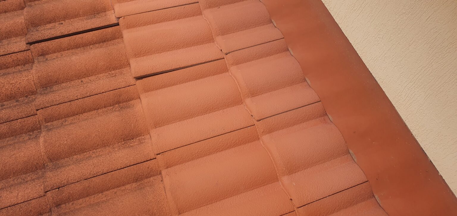 terracotta roof tile cleaning before and after